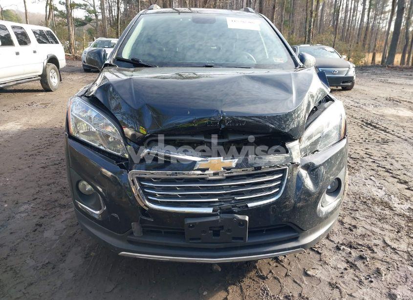 Photo 6 of 2015 Chevrolet Trax LTZ (VIN 3GNCJNSB4FL248812)