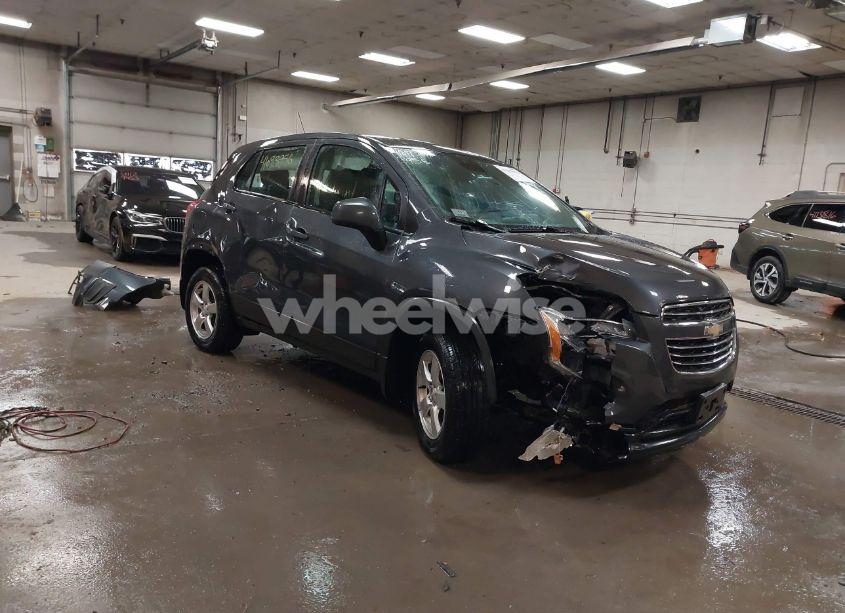2016 Chevrolet Trax 1LS (VIN 3GNCJNSB4GL245295) main photo