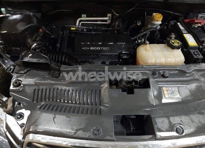 Photo 10 of 2016 Chevrolet Trax 1LS (VIN 3GNCJNSB4GL245295)