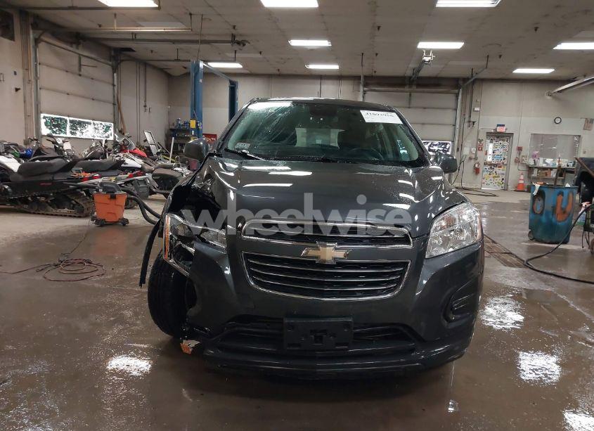 Photo 13 of 2016 Chevrolet Trax 1LS (VIN 3GNCJNSB4GL245295)