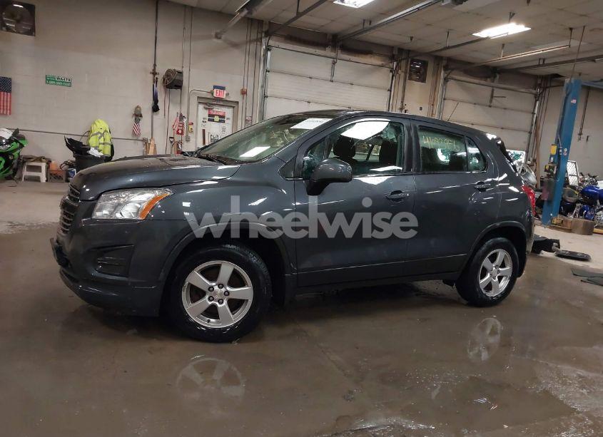 Photo 15 of 2016 Chevrolet Trax 1LS (VIN 3GNCJNSB4GL245295)