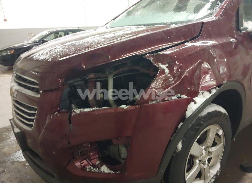 Photo 6 of 2016 Chevrolet Trax 1LS (VIN 3GNCJNSB4GL279897)