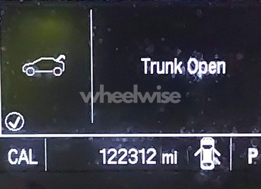 Photo 16 of 2018 Chevrolet Trax LS (VIN 3GNCJNSB4JL284508)