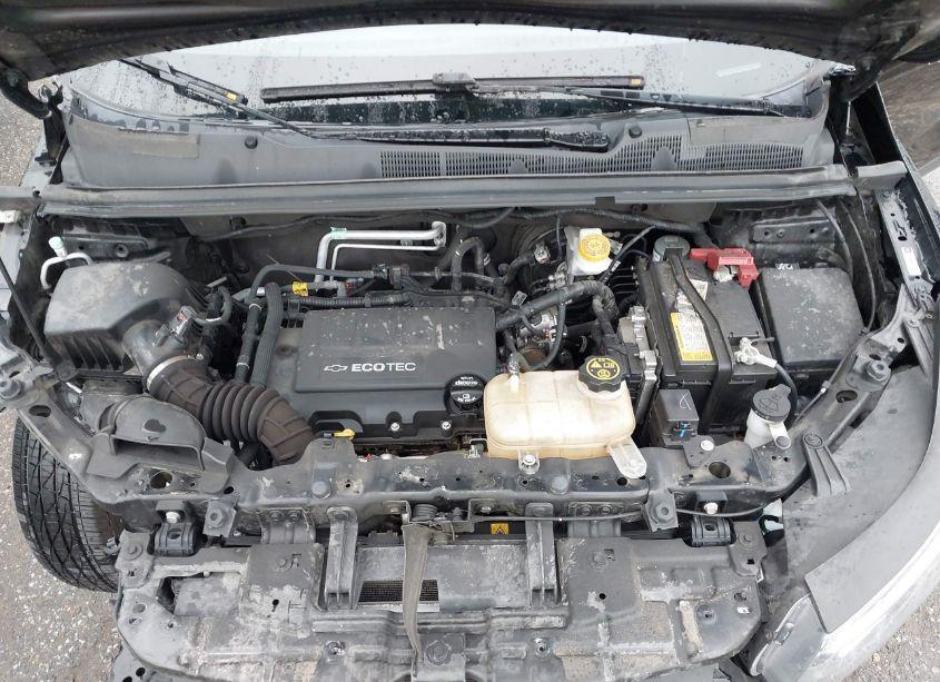 Photo 10 of 2019 Chevrolet Trax LS (VIN 3GNCJNSB4KL228067)