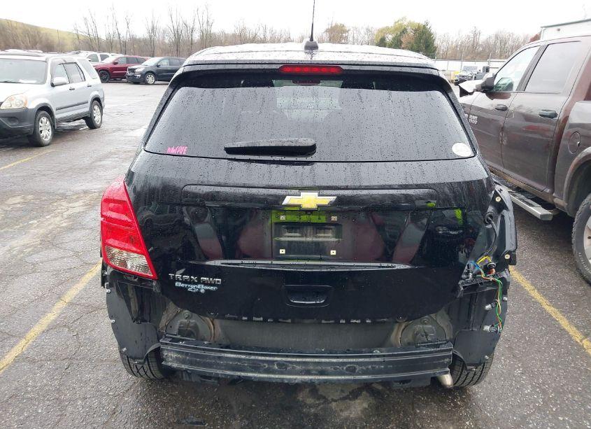 Photo 17 of 2019 Chevrolet Trax LS (VIN 3GNCJNSB4KL228067)