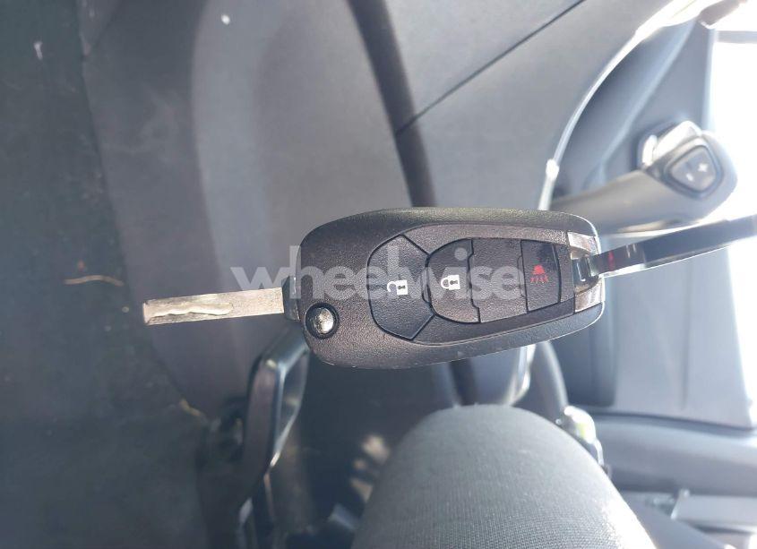 Photo 11 of 2019 Chevrolet Trax LS (VIN 3GNCJNSB4KL340044)