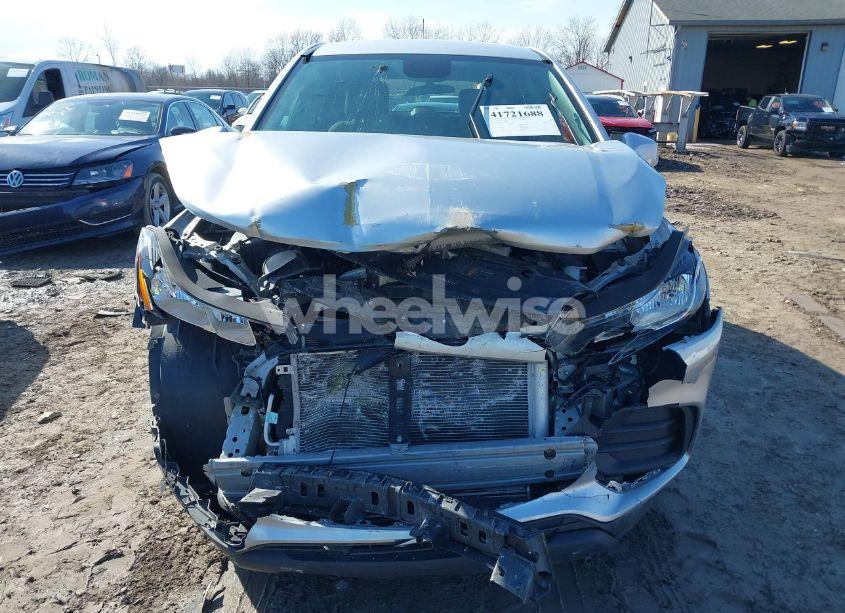 Photo 12 of 2019 Chevrolet Trax LS (VIN 3GNCJNSB4KL340044)