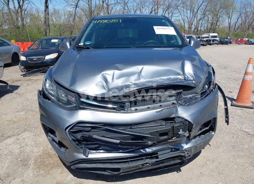 Photo 13 of 2020 Chevrolet Trax AWD LS (VIN 3GNCJNSB5LL157348)