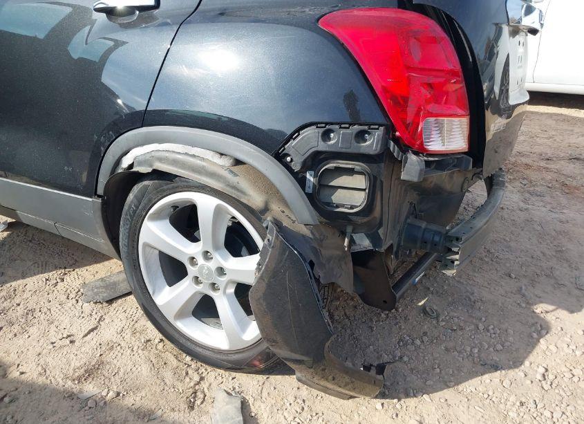 Photo 17 of 2015 Chevrolet Trax LTZ (VIN 3GNCJNSB6FL171795)