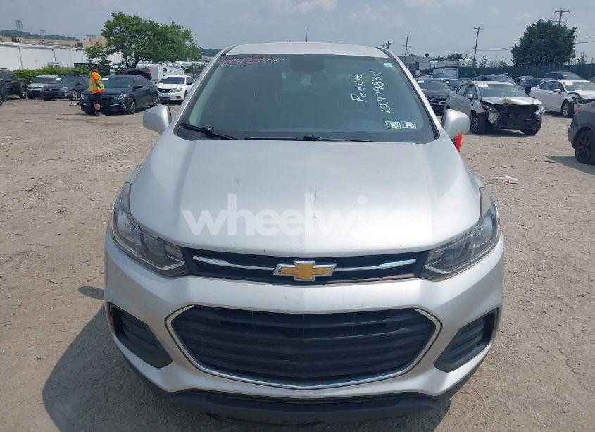 Photo 12 of 2017 Chevrolet Trax LS (VIN 3GNCJNSB6HL274010)