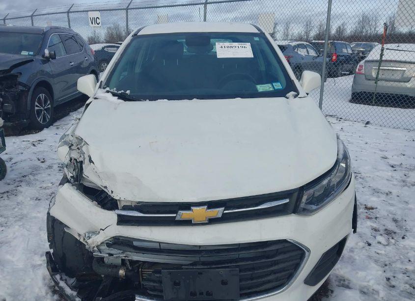 Photo 12 of 2017 Chevrolet Trax LS (VIN 3GNCJNSB6HL285010)