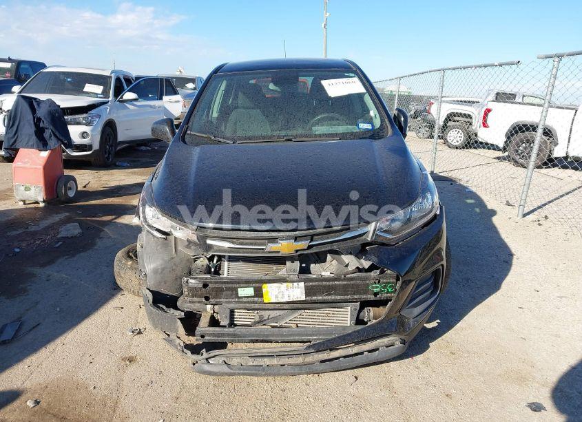 Photo 13 of 2017 Chevrolet Trax LS (VIN 3GNCJNSB6HL287940)