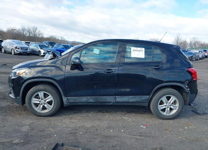 Photo 14 of 2018 Chevrolet Trax LS (VIN 3GNCJNSB6JL307013)