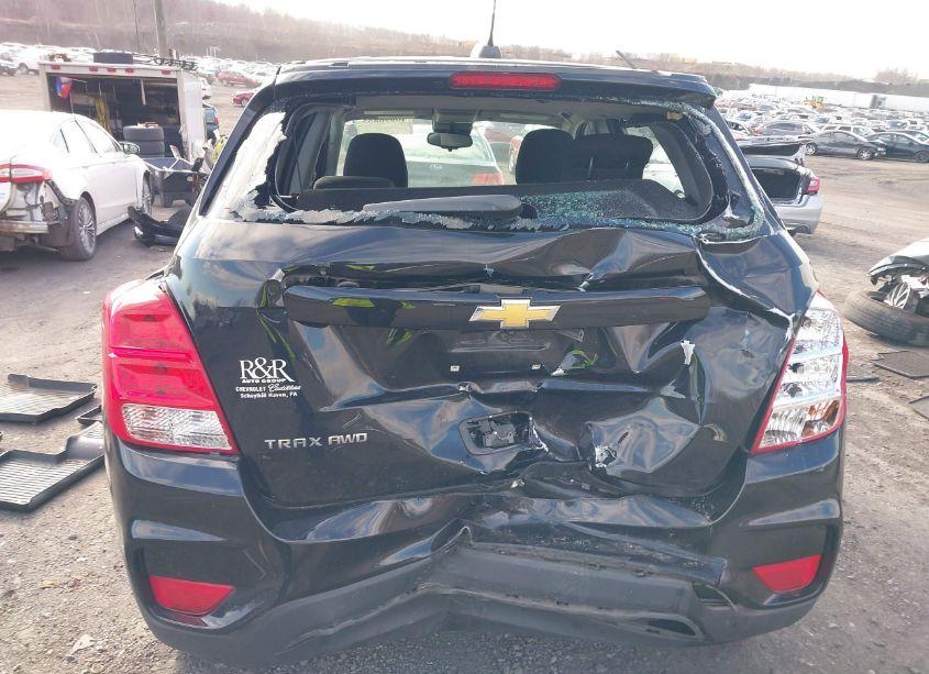 Photo 6 of 2018 Chevrolet Trax LS (VIN 3GNCJNSB6JL307013)