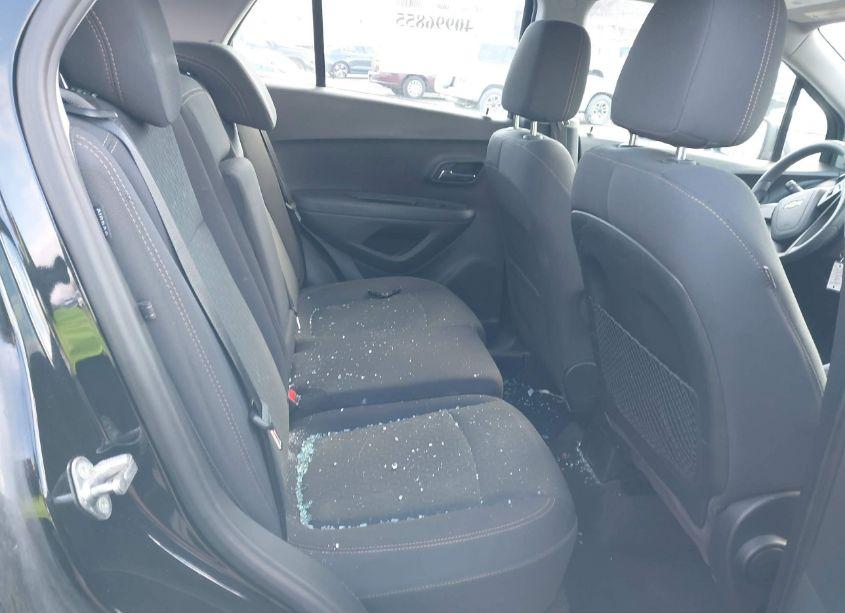Photo 8 of 2018 Chevrolet Trax LS (VIN 3GNCJNSB6JL307013)
