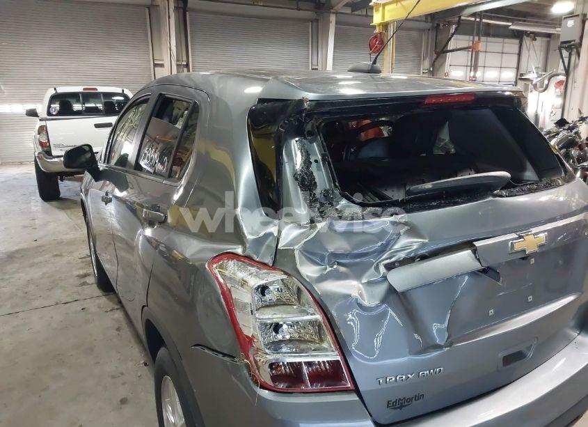 Photo 17 of 2020 Chevrolet Trax AWD LS (VIN 3GNCJNSB6LL185854)