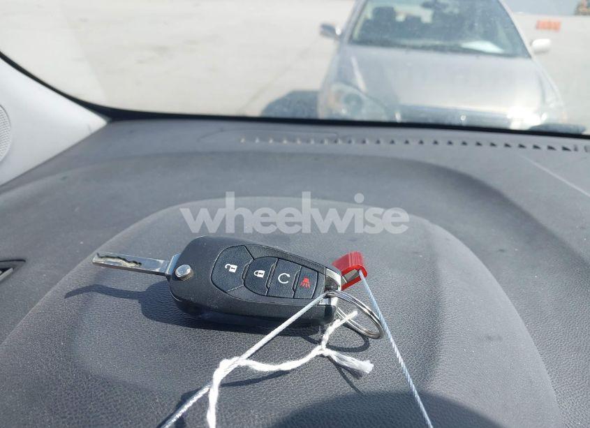 Photo 11 of 2020 Chevrolet Trax AWD LS (VIN 3GNCJNSB6LL208534)