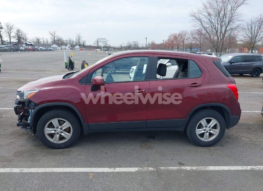 Photo 14 of 2017 Chevrolet Trax LS (VIN 3GNCJNSB7HL162915)