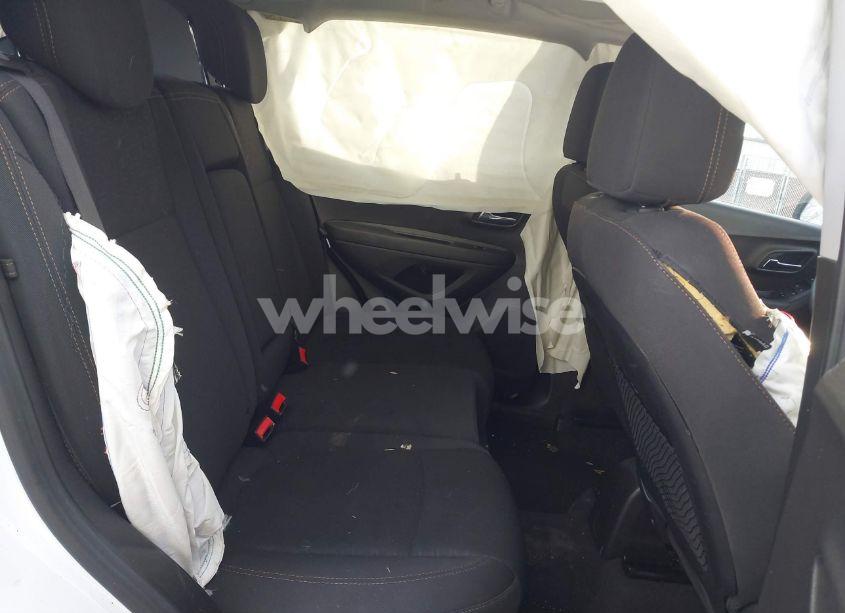 Photo 8 of 2017 Chevrolet Trax LS (VIN 3GNCJNSB7HL239850)