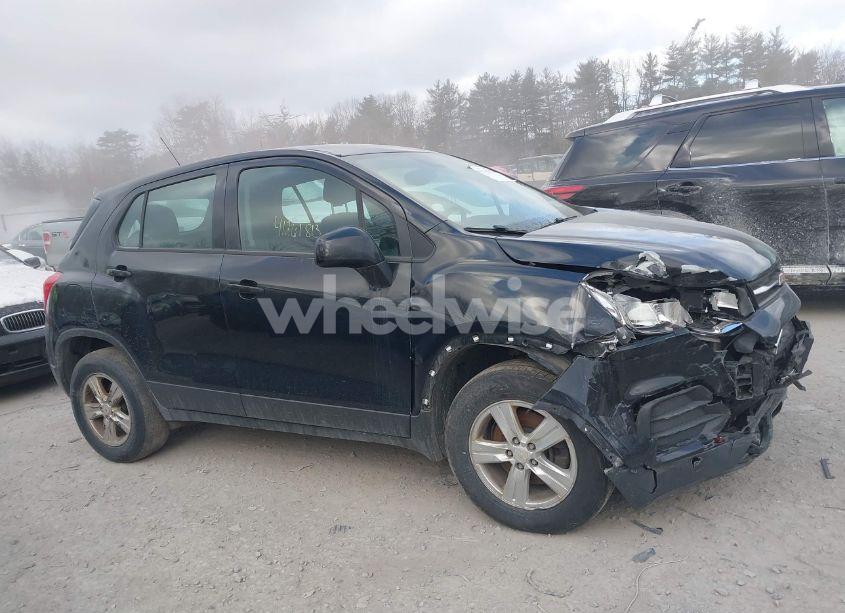 Photo 13 of 2017 Chevrolet Trax LS (VIN 3GNCJNSB7HL274307)