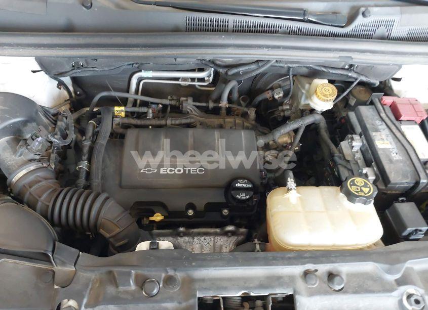 Photo 10 of 2017 Chevrolet Trax LS (VIN 3GNCJNSB7HL280107)