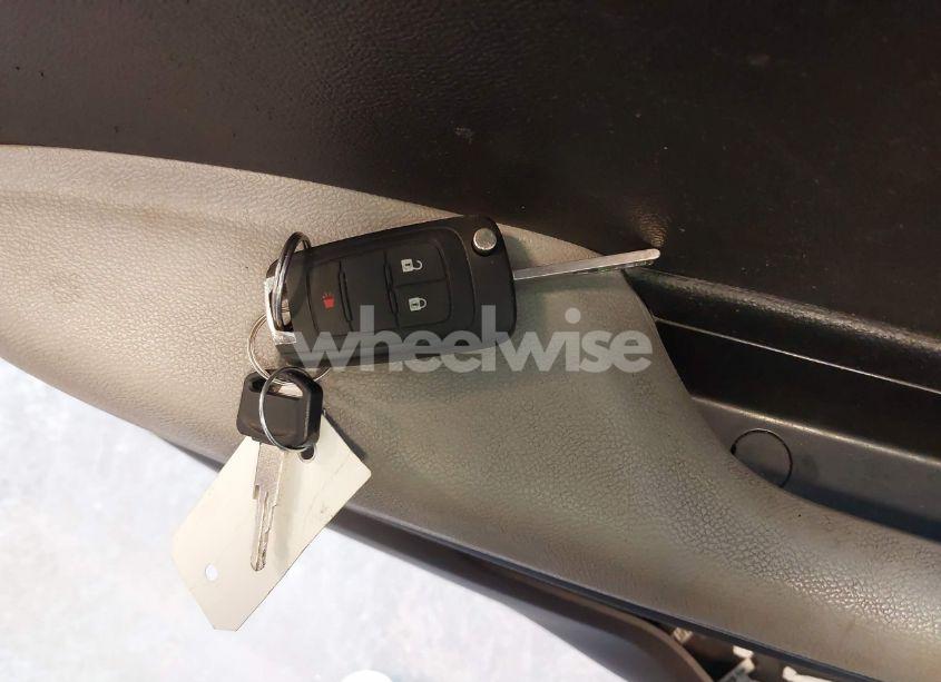 Photo 11 of 2017 Chevrolet Trax LS (VIN 3GNCJNSB7HL280107)