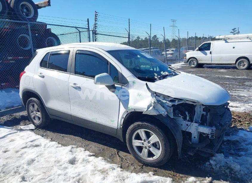 Photo 13 of 2019 Chevrolet Trax LS (VIN 3GNCJNSB7KL217306)