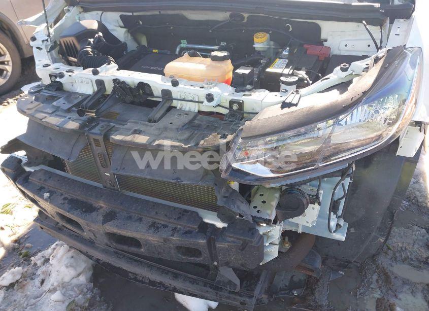 Photo 6 of 2019 Chevrolet Trax LS (VIN 3GNCJNSB7KL217306)