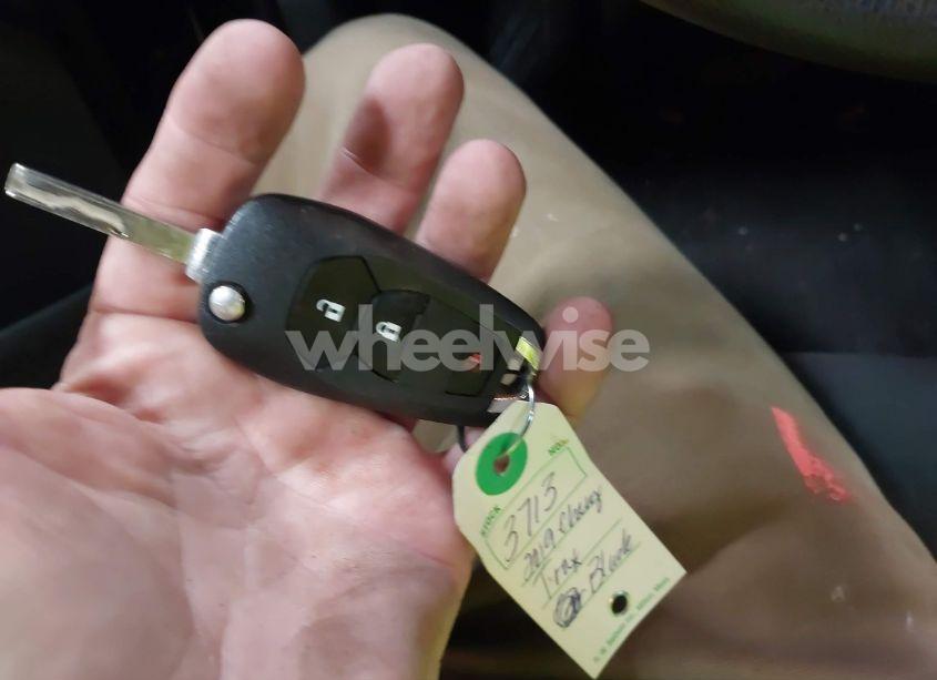 Photo 11 of 2019 Chevrolet Trax LS (VIN 3GNCJNSB7KL368341)