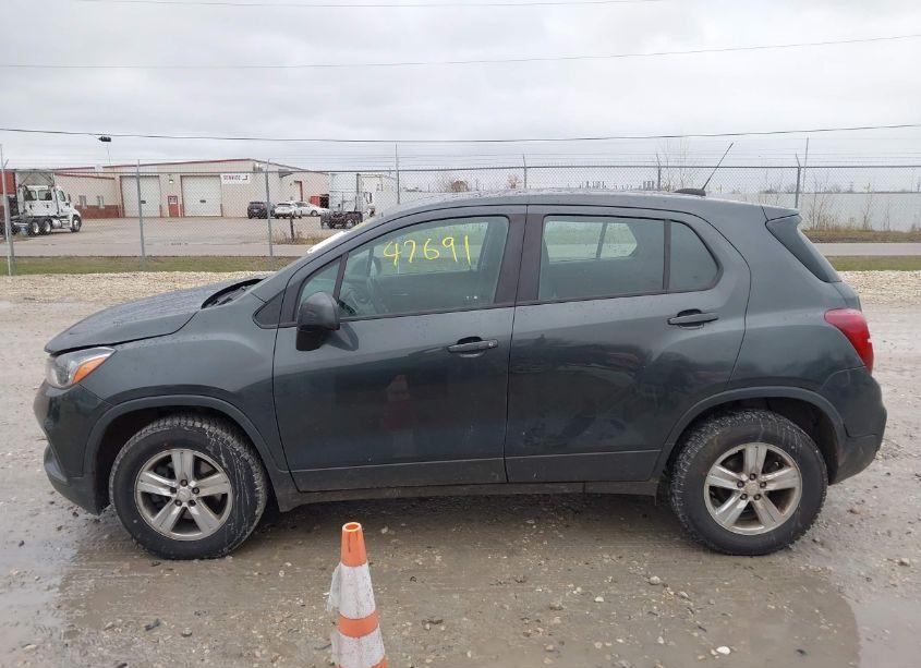 Photo 14 of 2020 Chevrolet Trax AWD LS (VIN 3GNCJNSB7LL193963)