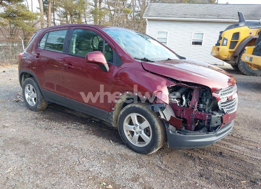 2016 Chevrolet Trax 1LS (VIN 3GNCJNSB8GL115181) main photo