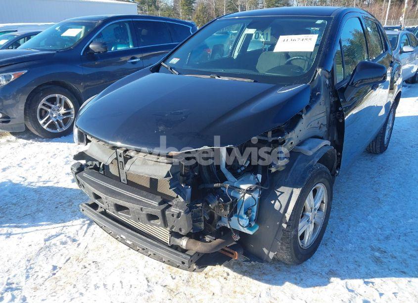 Photo 6 of 2018 Chevrolet Trax LS (VIN 3GNCJNSB8JL213005)