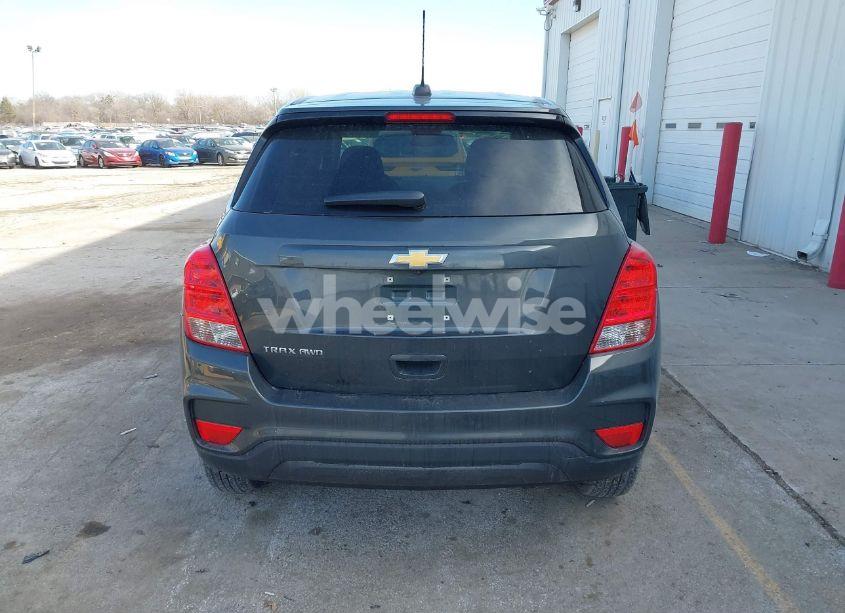 Photo 16 of 2020 Chevrolet Trax AWD LS (VIN 3GNCJNSB8LL134324)