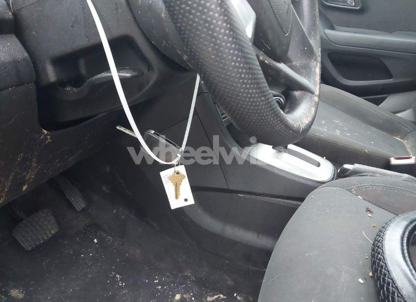 Photo 11 of 2016 Chevrolet Trax 1LS (VIN 3GNCJNSB9GL141255)