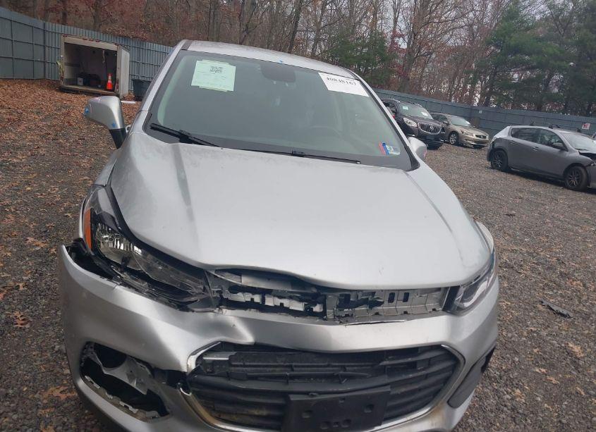 Photo 12 of 2019 Chevrolet Trax LS (VIN 3GNCJNSB9KL215704)