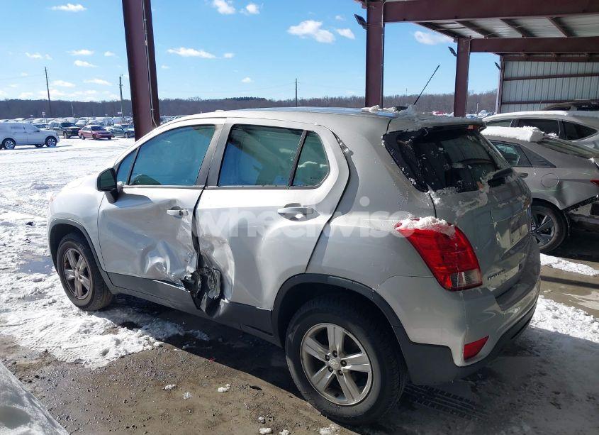 Photo 14 of 2020 Chevrolet Trax AWD LS (VIN 3GNCJNSB9LL127074)