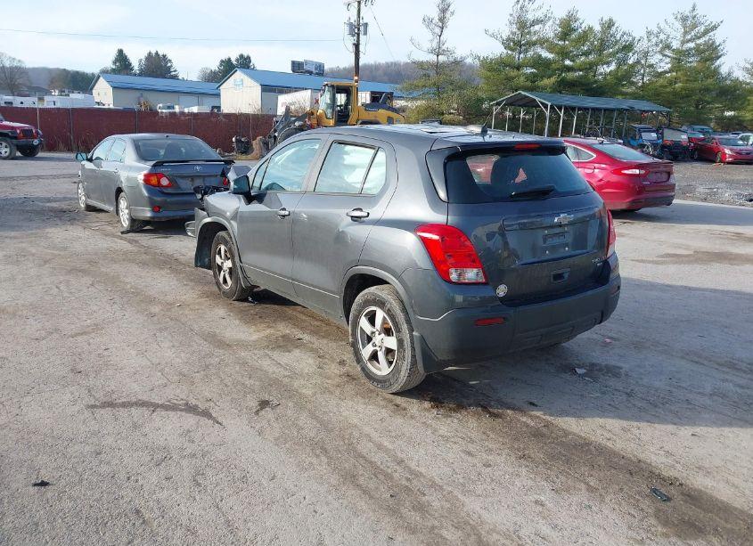 Photo 3 of 2016 Chevrolet Trax 1LS (VIN 3GNCJNSBXGL214567)