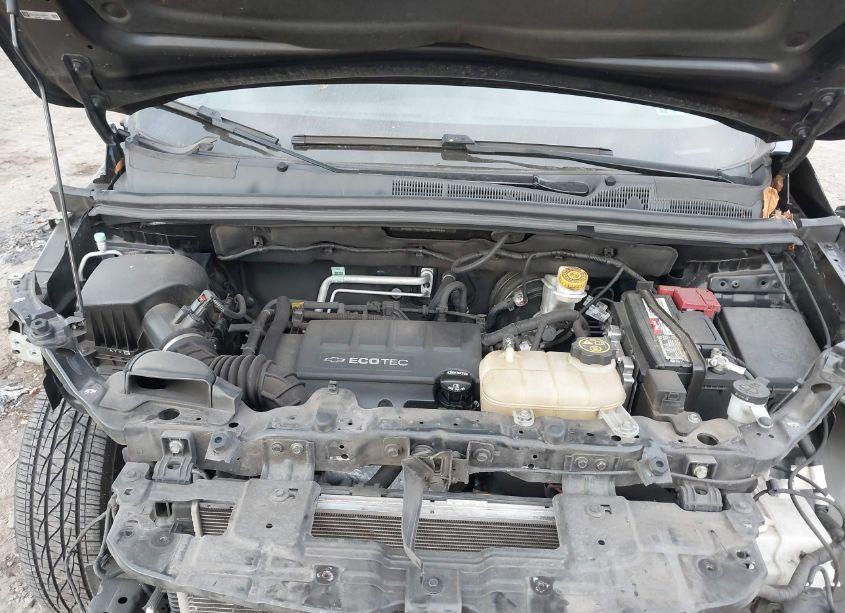 Photo 10 of 2018 Chevrolet Trax LS (VIN 3GNCJNSBXJL408474)