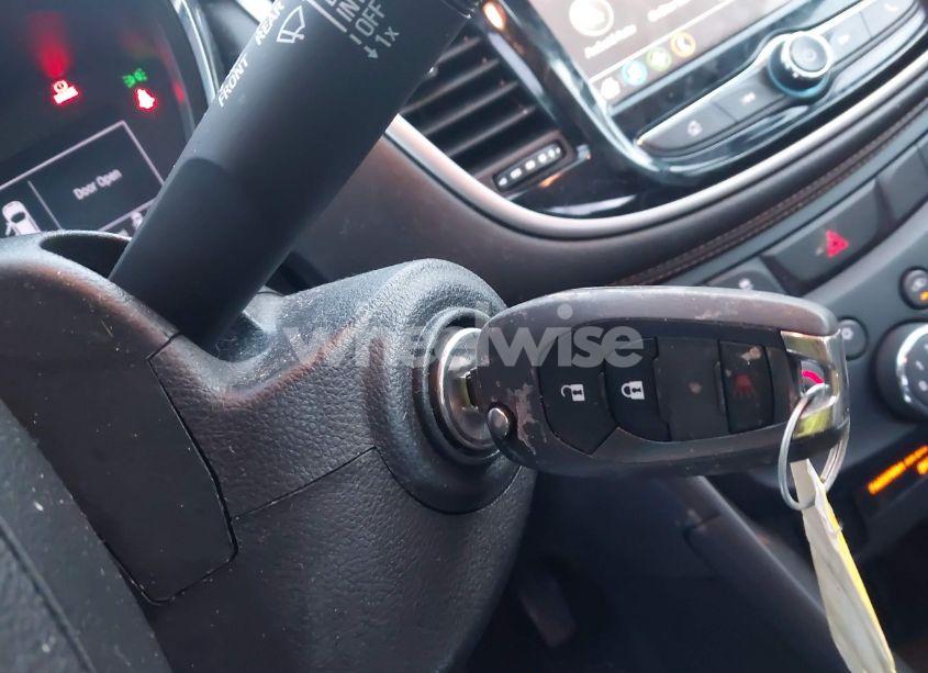 Photo 11 of 2019 Chevrolet Trax LS (VIN 3GNCJNSBXKL148434)