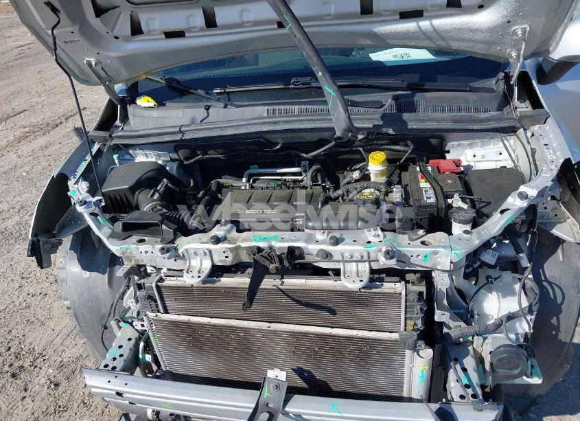 Photo 10 of 2019 Chevrolet Trax LS (VIN 3GNCJNSBXKL405219)