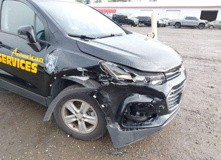 Photo 6 of 2020 Chevrolet Trax AWD LS (VIN 3GNCJNSBXLL179071)