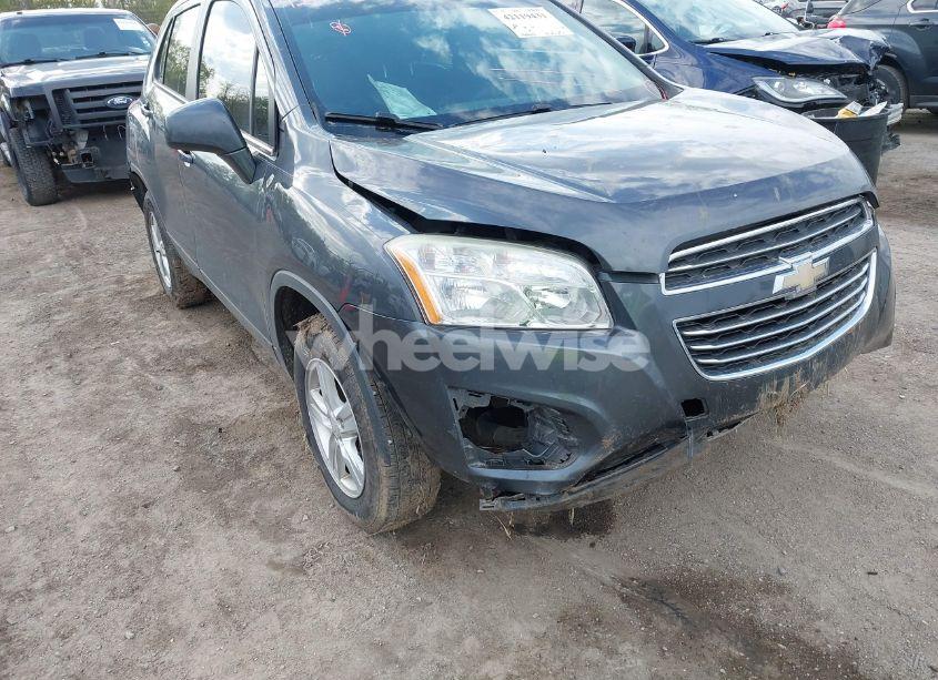 Photo 6 of 2016 Chevrolet Trax LT (VIN 3GNCJPSB0GL171157)