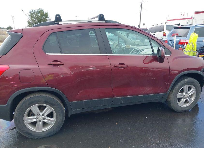 Photo 14 of 2016 Chevrolet Trax LT (VIN 3GNCJPSB0GL266673)