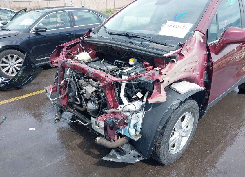 Photo 6 of 2016 Chevrolet Trax LT (VIN 3GNCJPSB0GL266673)