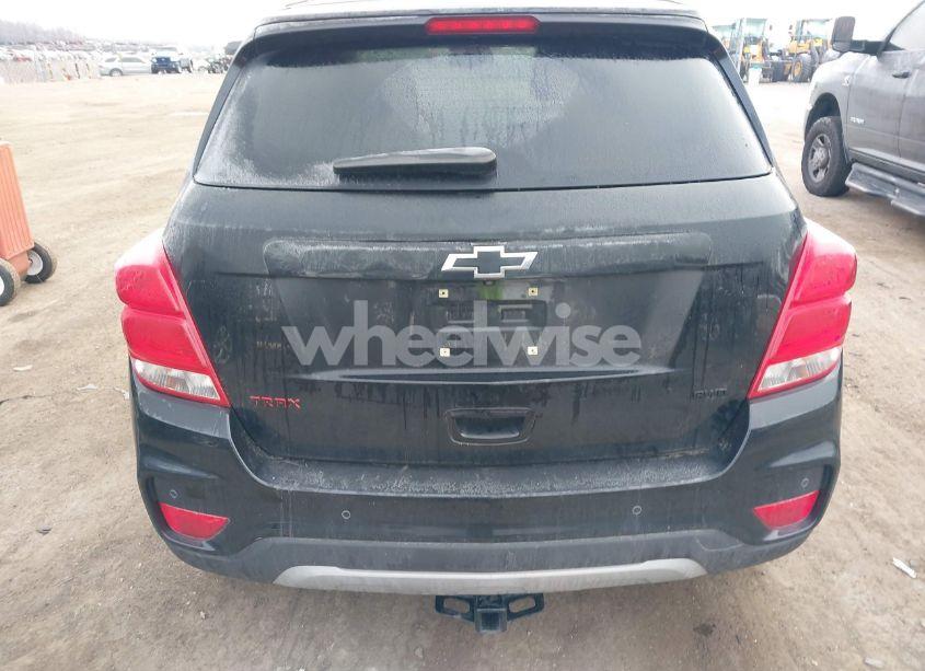 Photo 16 of 2018 Chevrolet Trax LT (VIN 3GNCJPSB0JL178696)