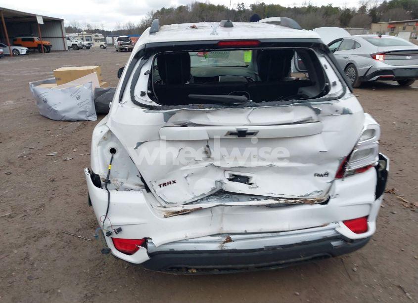 Photo 15 of 2020 Chevrolet Trax AWD LT (VIN 3GNCJPSB0LL171637)