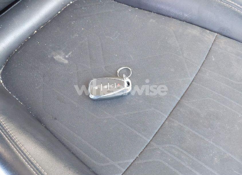 Photo 11 of 2020 Chevrolet Trax AWD LT (VIN 3GNCJPSB0LL241296)