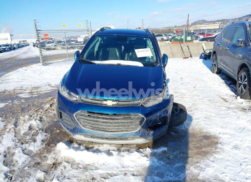 Photo 12 of 2020 Chevrolet Trax AWD LT (VIN 3GNCJPSB0LL241296)