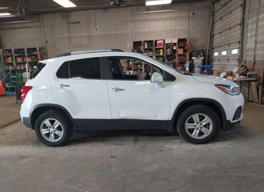 Photo 13 of 2020 Chevrolet Trax AWD LT (VIN 3GNCJPSB0LL281927)