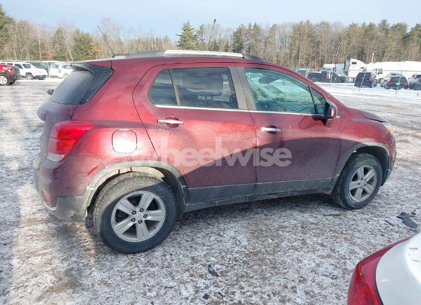 Photo 13 of 2017 Chevrolet Trax LT (VIN 3GNCJPSB1HL172335)